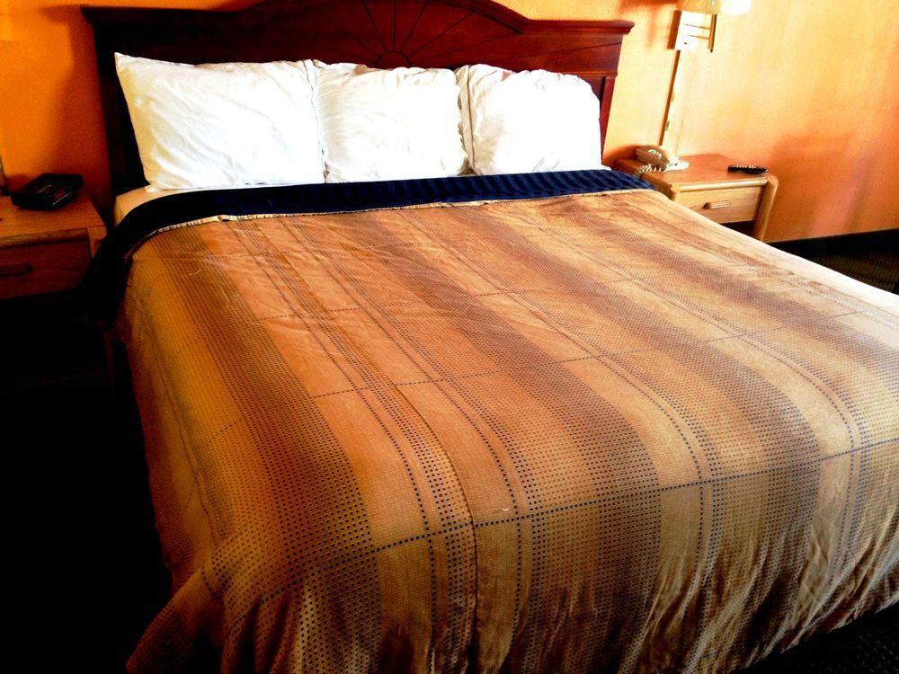 Economy Inn Литъл Рок Екстериор снимка